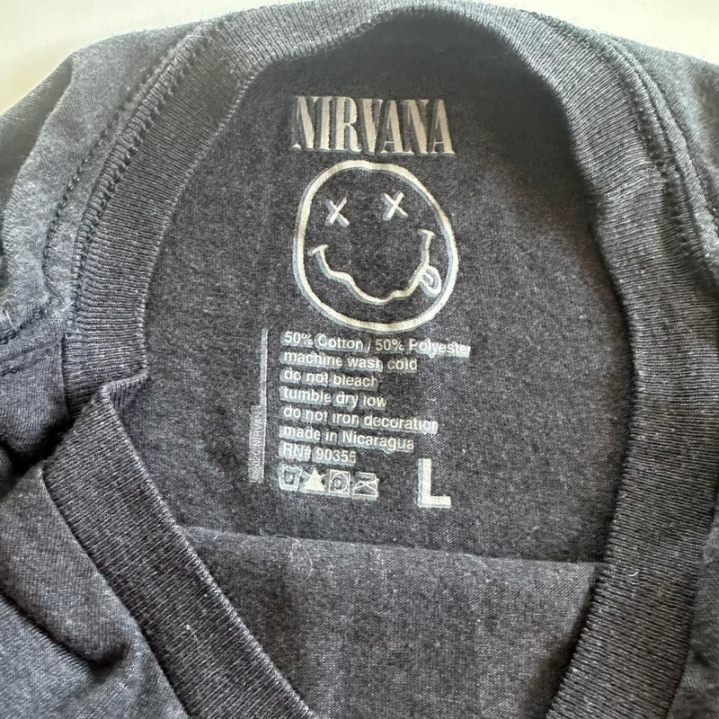 Nirvana Graphic tee- size large 3