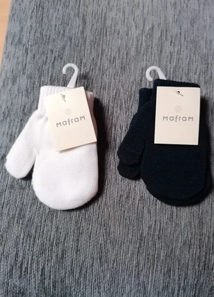 Guantes niño talla 5. 3€ unidad, brand: Cóndor, condition: New with tags, size: 5 years / 110 cm, €3.00, €3.85 includes Buyer Protection