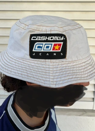 Cash Only Bucket hat, marca: cash only, estado: Muito bom, tamanho: L, €45.00, €47.95 inclui Proteção do Comprador