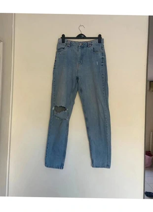 Jean droit troué, brand: Pimkie, condition: Very good, size: L / 40 / 12, €3.00, €3.85 includes Buyer Protection