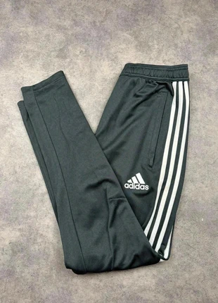 Jogging Adidas | Taille S | Couleur Gris, marke: adidas, zustand: Sehr gut, größe: S, 12,50 €, 13,83 € beinhaltet Vinted-Käuferschutz Pro