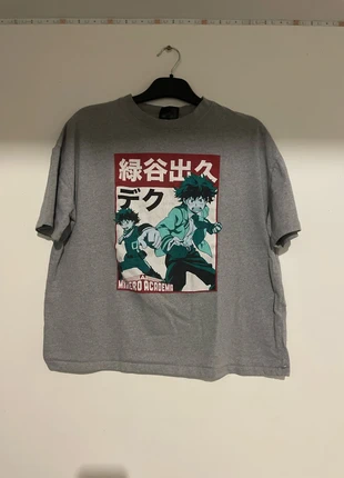 T-shirt my héro academia, marque: My Hero Academia, état: Très bon état, taille: L, 10,00 €, 11,20 € Protection acheteurs incluse