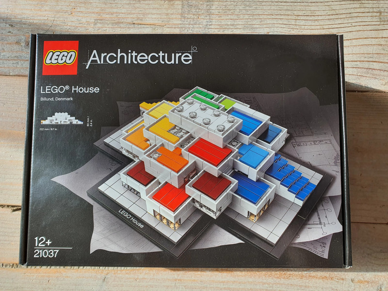 Lego 21037 LEGO House, Billund Denmark (New)