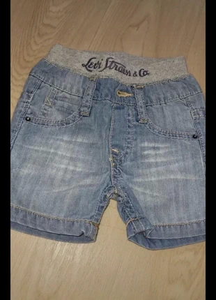 Short levis bebe , marque: Levi's, état: Neuf sans étiquette, taille: 1-3 mois / 56 cm, 7,00 €, 8,05 € Protection acheteurs incluse