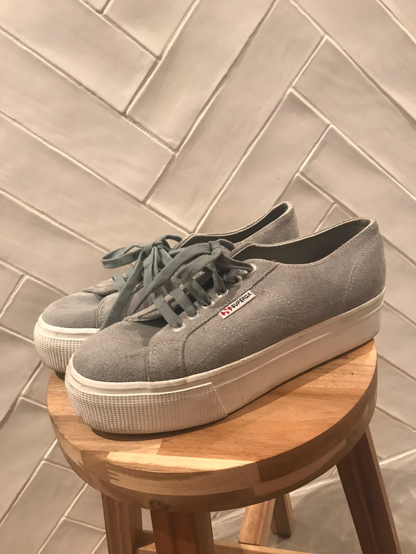 Superga platform 2025 sneakers grey