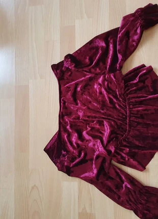 Burgunderrotes Shirt, zustand: Sehr gut, größe: XS / 34 / 6, 12,00 €, 13,30 € inklusive Vinted-Käuferschutz