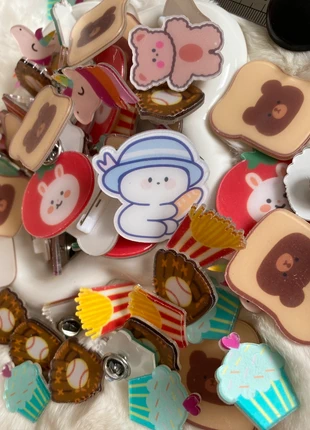 Lot de pin’s / badges, estado: Muy bueno, 6,00 €, 7,00 € Protección al comprador incluida