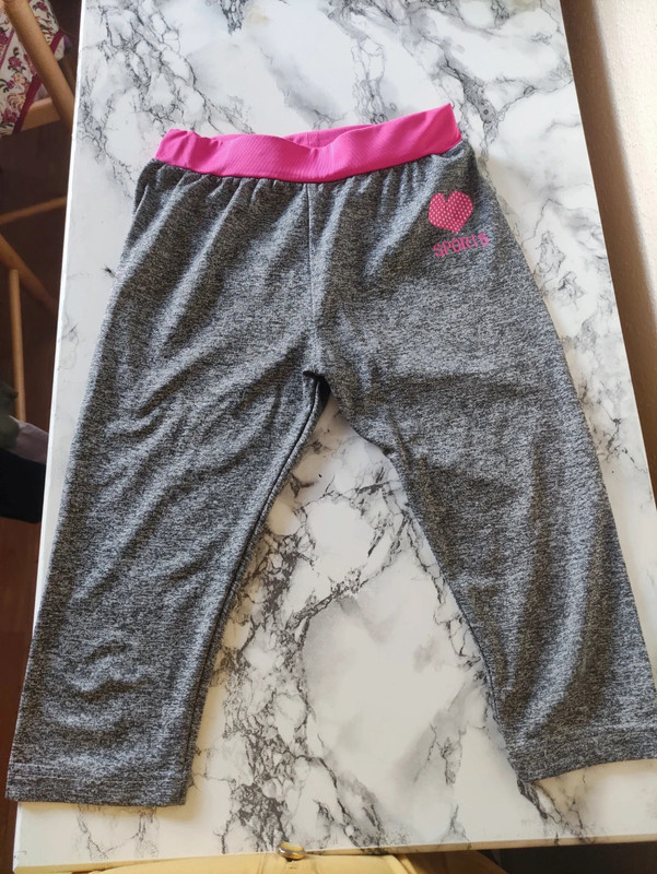 Pantalon jogging taille 7-8 ans