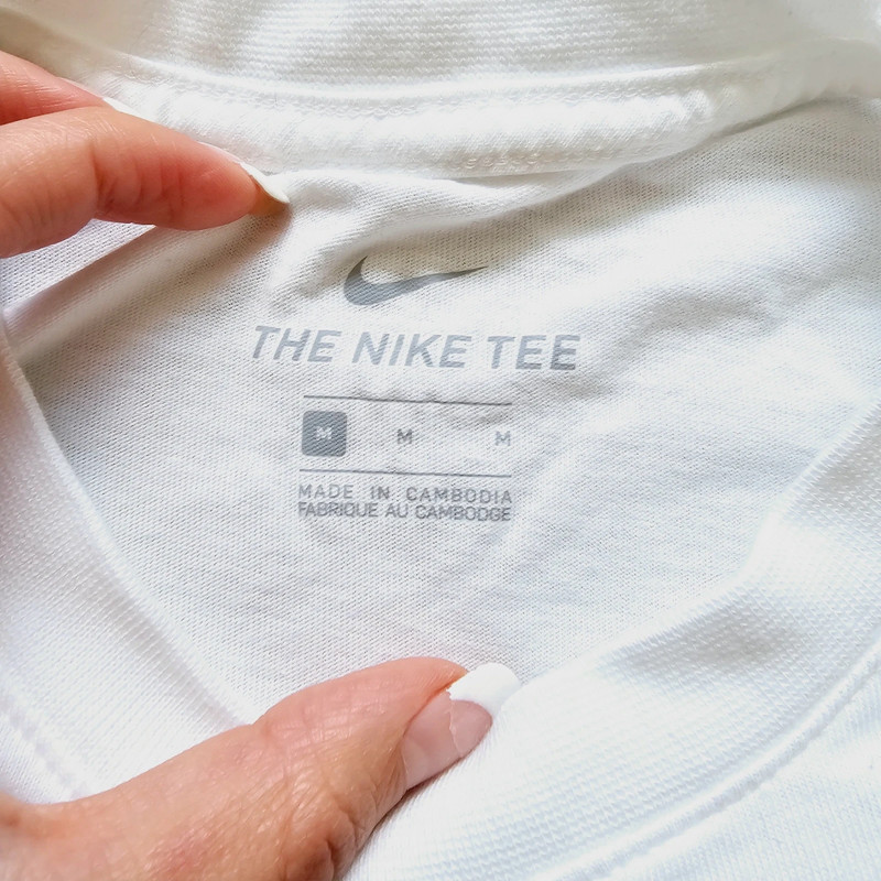 White nike tee 2