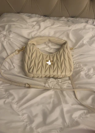 Sac à main avec bandoulière, marque: Boutique indépendante, état: Neuf sans étiquette, 20,00 €, 21,70 € Protection acheteurs incluse