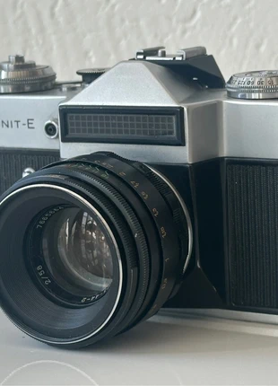 Zenit E Ussr Film Camera with Helios 44/2 Lens, brand: ZENIT, condizioni: Buone, €49.95, €53.15 include la Protezione acquisti