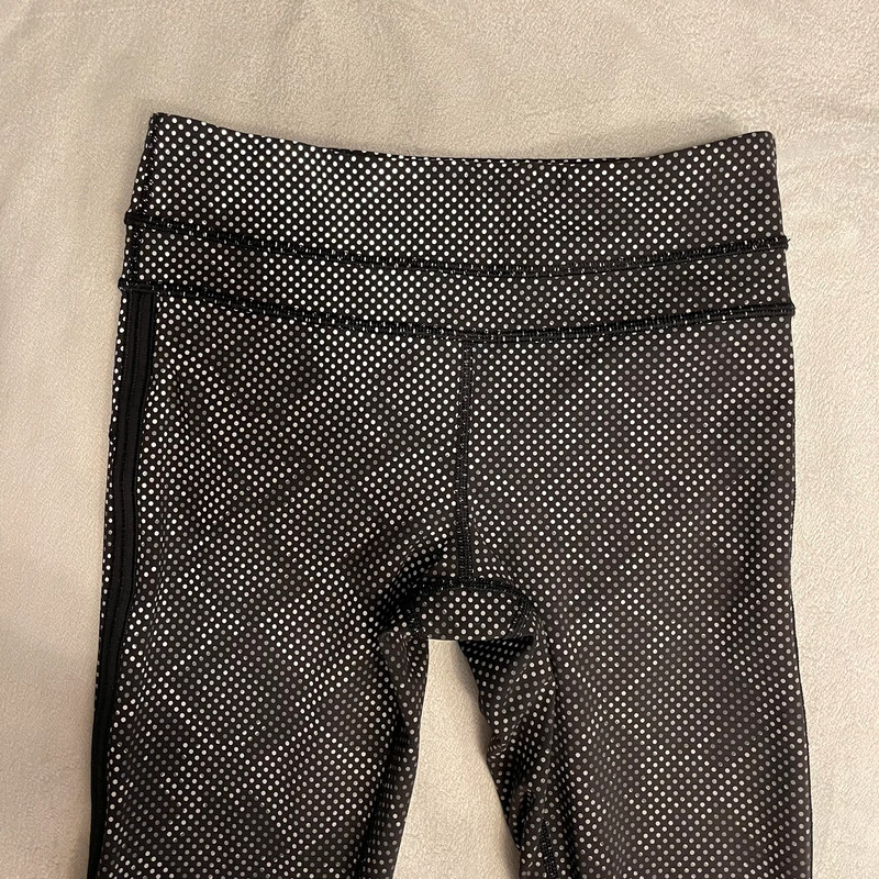 Lululemon Kill The Lights Pace Tight Limited Edition Reflective Women's 2. 2