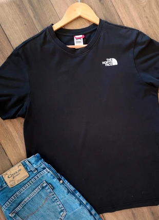 Tee-shirt noir The North Face, marque: The North Face, état: Bon état, taille: M, 10,00 €, 11,20 € Protection acheteurs incluse