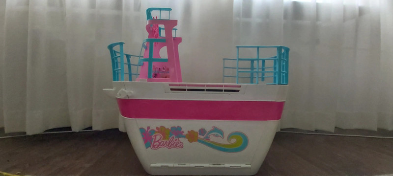 Barbie cruise ship | Vinted