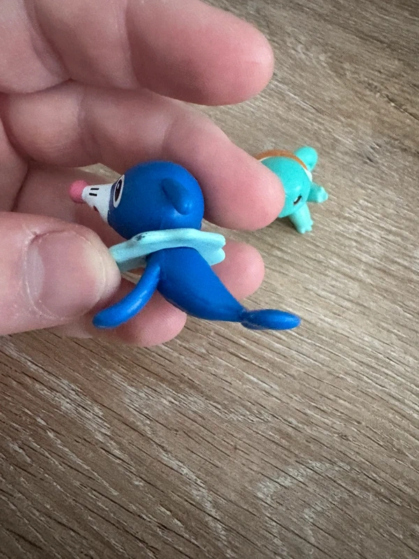 Lot de 2 figurines tomy pokemon - photo numéro 2