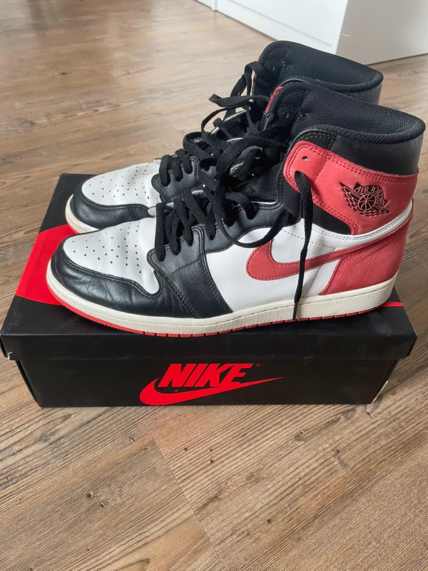 Track red clearance jordan 1