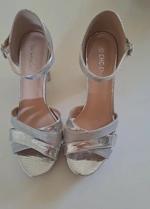 Sandálias , marca: CHC-Shoes, estado: Muito bom, tamanho: 38, €20.00, €21.70 inclui Proteção do Comprador