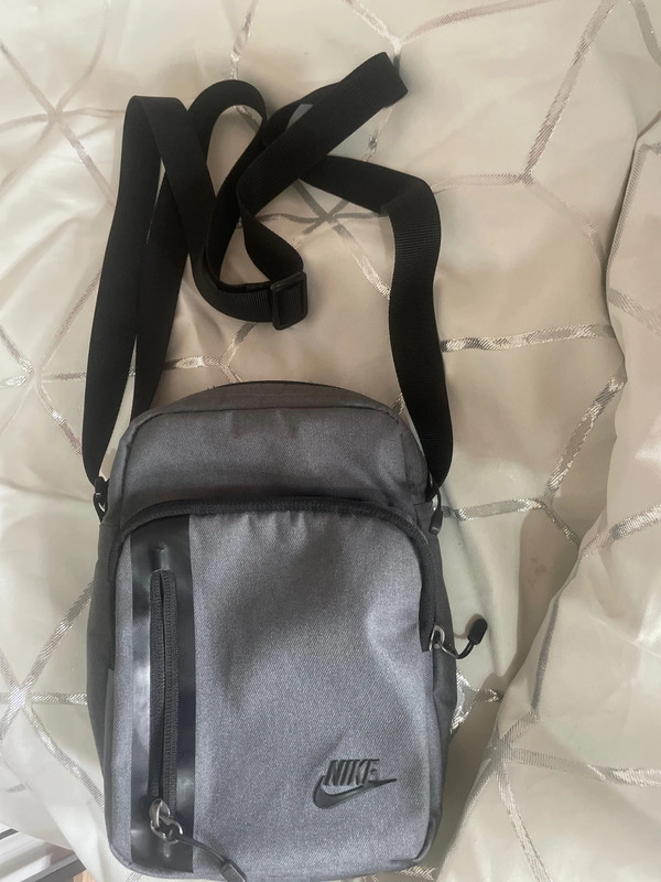 nike man bag Vinted