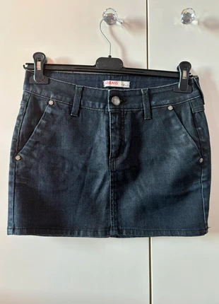 Minigonna jeans, brand: Liu Jo, condizioni: Ottime, taglia: M / IT 42 / EU 38, €10.00, €11.20 include la Protezione acquisti