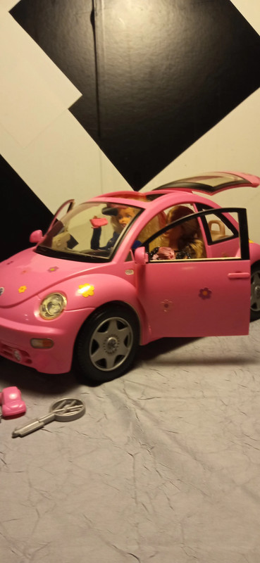 Barbie coccinelle rose Volkswagen vintage 40 cm avec les 2 cl s
