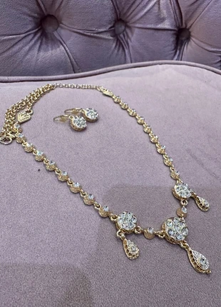 Ensemble bijoux de front et boucles d’oreilles ( zerouf / bijoux de tête ), marque: Du rêve Au Mariage, état: Neuf sans étiquette, 20,00 €, 21,70 € Protection acheteurs incluse