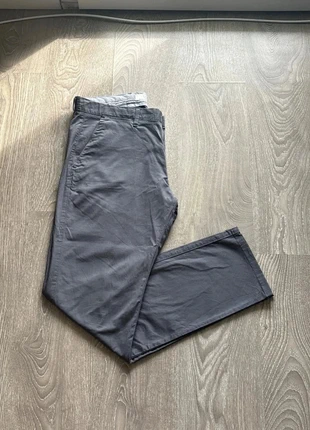 Chino Celio gris - taille 44, marque: Celio, état: Très bon état, taille: W35 | FR 44, 15,00 €, 16,45 € Protection acheteurs incluse