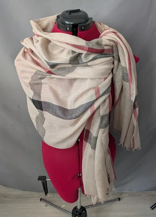 Écharpe pailletée à carreaux beige rouge et noir 100 % viscose bon état, état: Bon état, 8,00 €, 9,10 € Protection acheteurs incluse