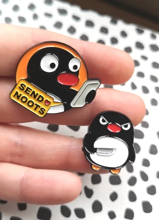 🐧Duo de pin's Pingu send Noots, brand: Pingu, condition: New without tags, €10.00, €11.20 includes Buyer Protection