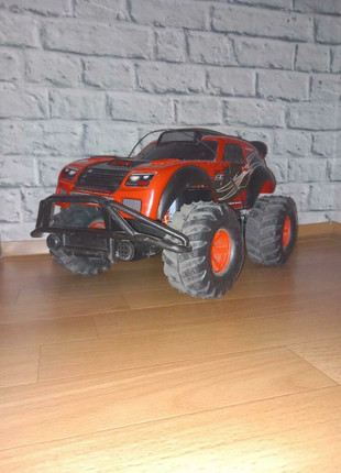 Obrázek k inzerátu: RC auto