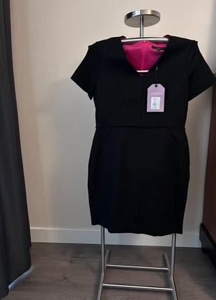 Vestido negro sculpt shape Coast, marca: Coast, estado: Nuevo con etiquetas, tamaño: XXL / 44 / 16, 25,00 €, 26,95 € Protección al comprador incluida