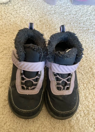 Bottines chaudes, merk: Decathlon, staat: Goed, maat: 26, € 2,00, € 2,80 inclusief Kopersbescherming