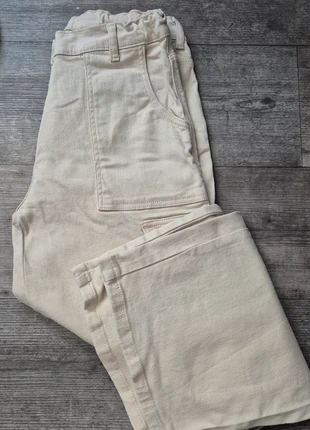 Cargo beige, marke: Fashion Private Company, zustand: Neu, größe: S / 36 / 8, 10,00 €, 11,20 € inklusive Vinted-Käuferschutz