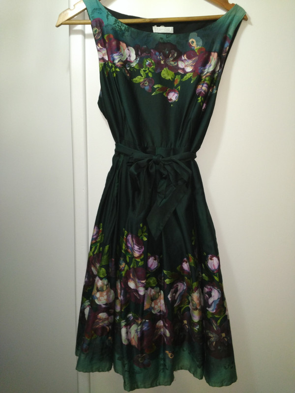 Robe fleurie Promod vert fonc Vinted