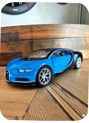 Voiture de collection bugatti chiron bleu noir taille 1/38, merk: Bugatti, staat: Heel goed, maat: 4 jaar / 104 cm, € 8,90, € 10,05 inclusief Kopersbescherming Pro