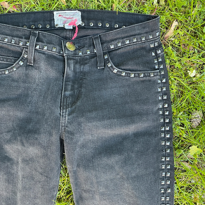 Current/Elliott Night with Studs Crop Skinny black denim jeans - size 25 1