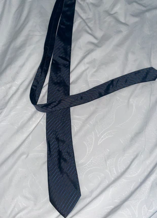 Cravate soie bleue, marque: Galeries Lafayette, état: Neuf sans étiquette, 2,50 €, 3,33 € Protection acheteurs incluse