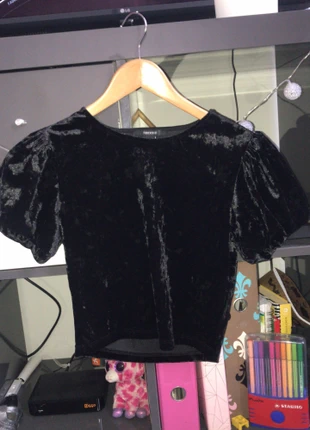 Kort shirtje met pof mouwtjes , marca: Forever 21, estado: Muito bom, tamanho: M / 38 / 10, €10.00, €11.20 inclui Proteção do Comprador