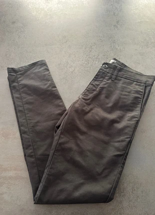 Pantalon Carhartt - Skinny fit - 29/32, marke: Carhartt, zustand: Neu, größe: S, 8,00 €, 9,10 € inklusive Vinted-Käuferschutz