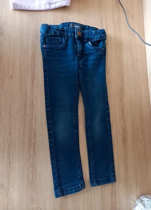 Jean skinny 4A, marca: Z Kids, estado: Muy bueno, tamaño: 4 años / 104 cm, 3,50 €, 4,38 € Protección al comprador incluida