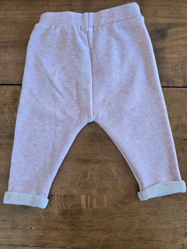 Pantalon Kiabi fille 6 mois - photo numéro 2