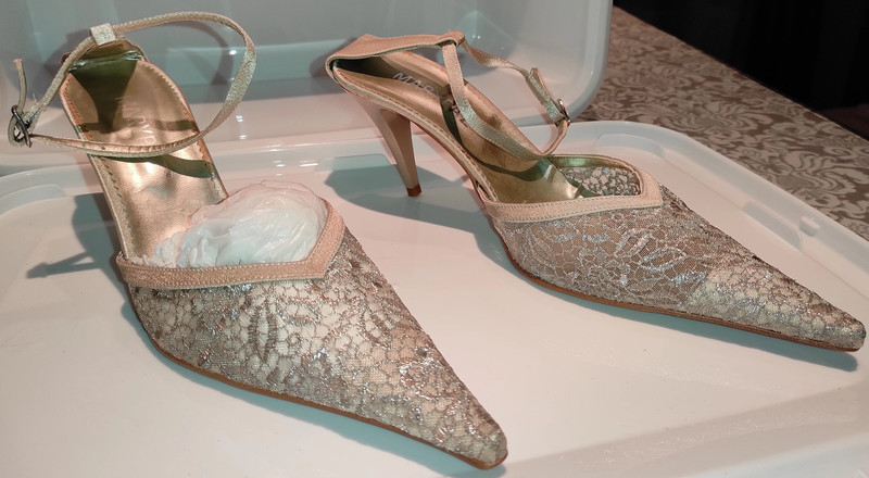 Zapatos fiesta de color dorado y plata de talla - Vinted