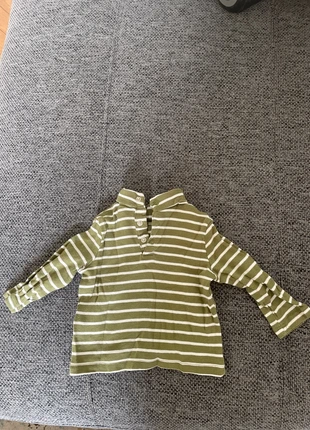 T-shirt manche longue avec col pour bebe, marque: Du Pareil au Même, état: Très bon état, taille: 6-9 mois / 68 cm, 1,00 €, 1,75 € Protection acheteurs incluse