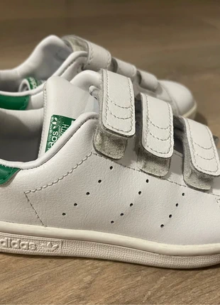 Zapatillas Adidas Stan Smith T28, merk: adidas, staat: Heel goed, maat: 28, € 18,00, € 19,60 inclusief Kopersbescherming