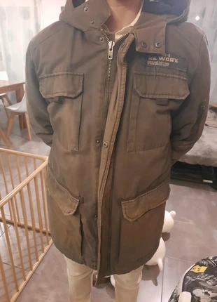 Manteau chaud kaki, marque: Re-Worked, état: Très bon état, taille: M, 8,00 €, 9,10 € Protection acheteurs incluse