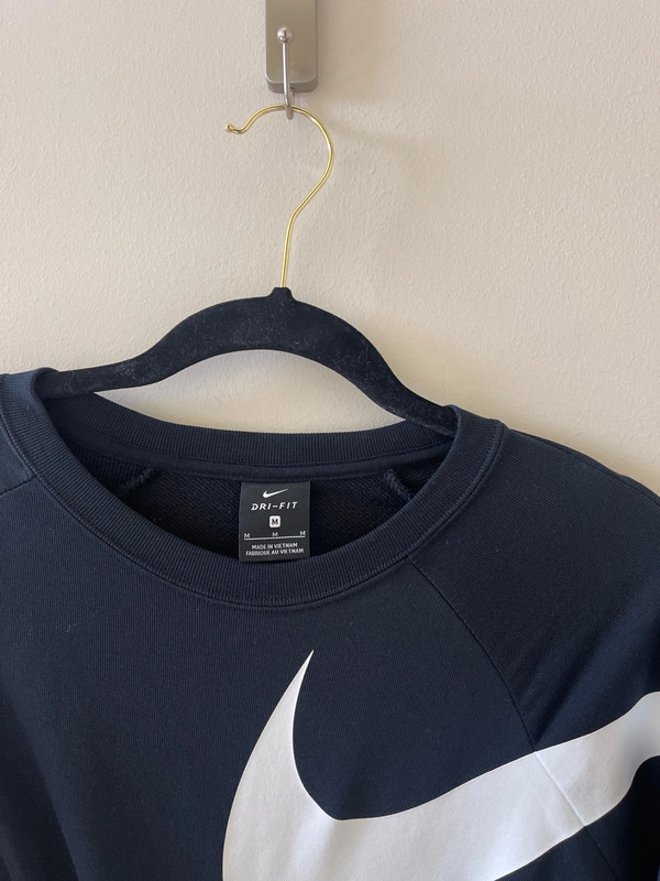 Nike swoosh cropped crewneck sweatshirt 3