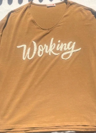 T shirt manche longue col v Taille: L Marron Made with love, marca: Made with love, estado: Muy bueno, tamaño: L / 40 / 12, 6,00 €, 7,00 € Protección al comprador incluida