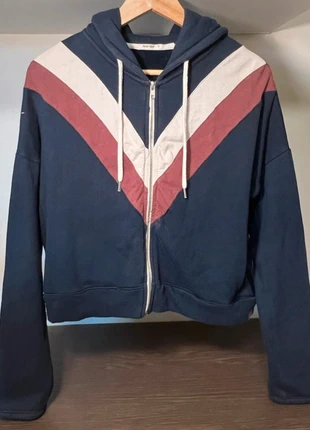 Double Agent Zip-Up Crop Hoodie Size S, marca: Double Agent, estado: Muy bueno, tamaño: S / 36 / 8, 10,00 €, 11,20 € Protección al comprador incluida