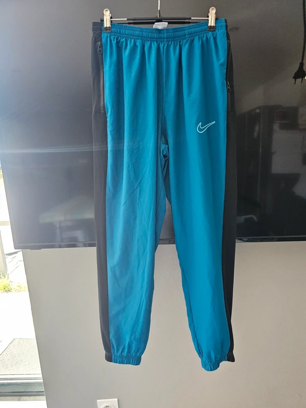 Bas survêtement/ jogging Nike homme Taille M + 1 gratuit - photo numéro 14