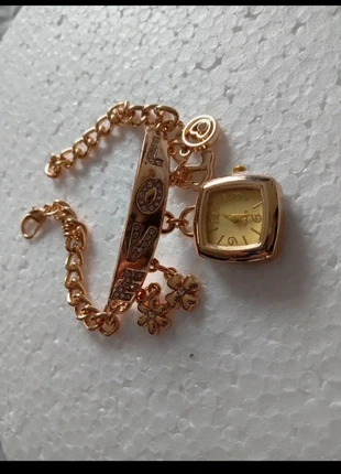 Gorgeous little love watch, brand: NO LABEL, condition: New without tags, size: One size, £2.50, £3.33 includes Buyer Protection