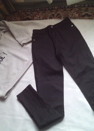 pantalon neuf Elly M + sweat chaud Smiley 8 ans parfait état, zustand: Sehr gut, größe: 8 Jahre / 128, 5,00 €, 5,95 € inklusive Vinted-Käuferschutz